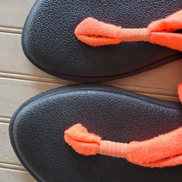 Sanuk Girls Youth Yoga Sling Mat Thong Lightweight Cushioned Comfort Sandals - Picture 3 of 5